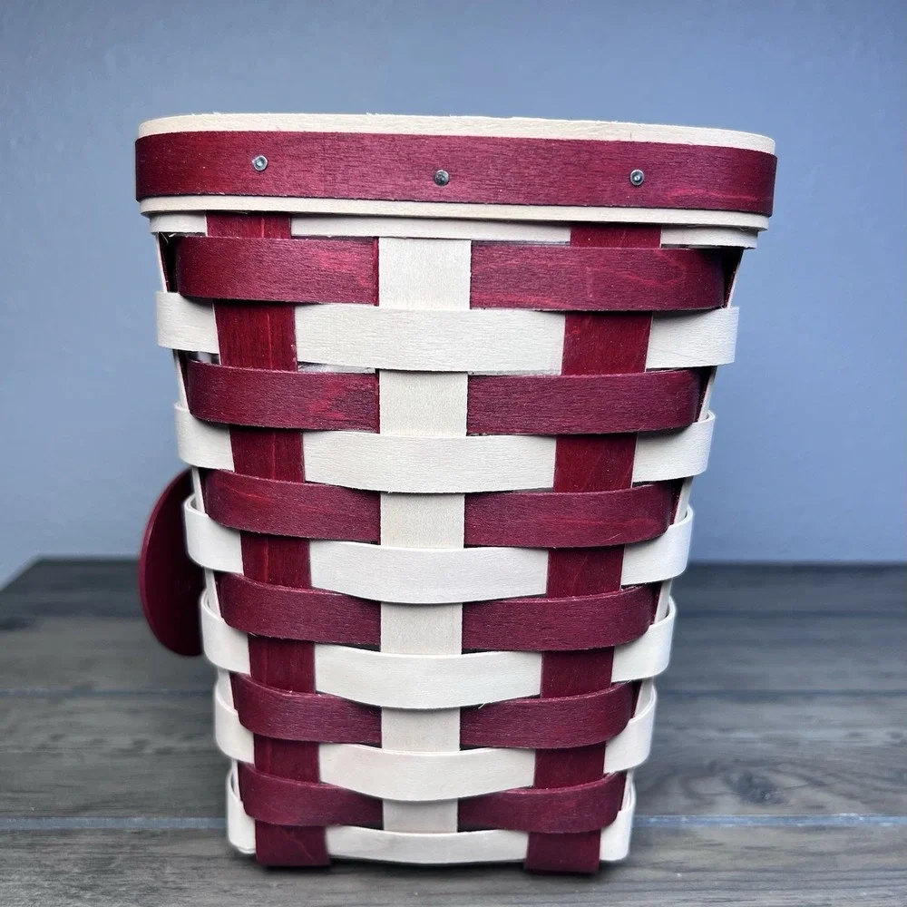 Longaberger 2011 Movietime Movie Popcorn Basket, hard protector, metal tie on
